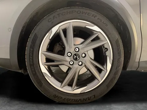 Thumbnail image for the Ds Automobiles Ds 7 Crossback 1.5 BlueHDi Prestige Crossback  EAT8