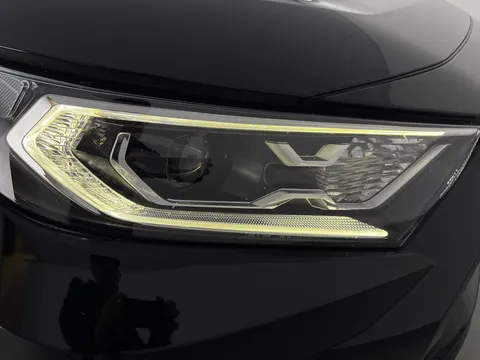 Thumbnail image for the Toyota RAV4 2.5 VVT-h Black Edition    CVT