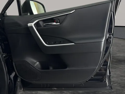 Thumbnail image for the Toyota RAV4 2.5 VVT-h Black Edition    CVT
