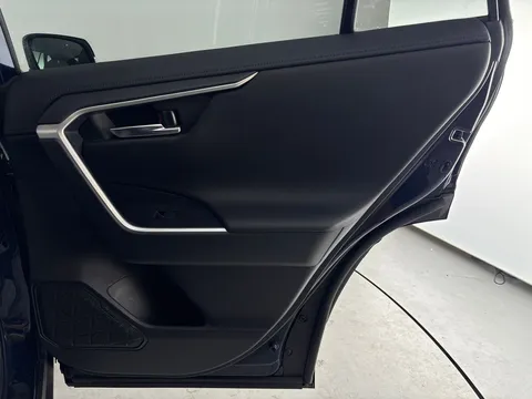 Thumbnail image for the Toyota RAV4 2.5 VVT-h GPF Dynamic    CVT