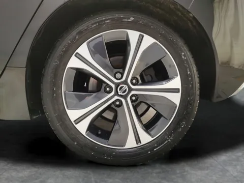 Thumbnail image for the Nissan LEAF 40kWh N-Connecta