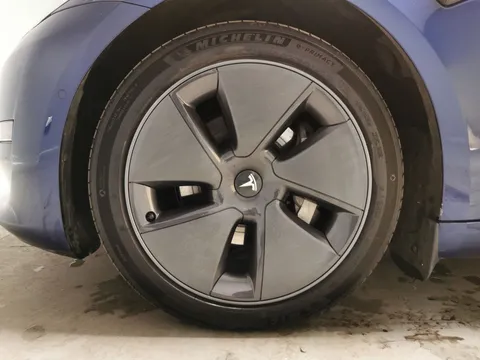 Thumbnail image for the Tesla Model 3 (Dual Motor) Long Range   4WDE