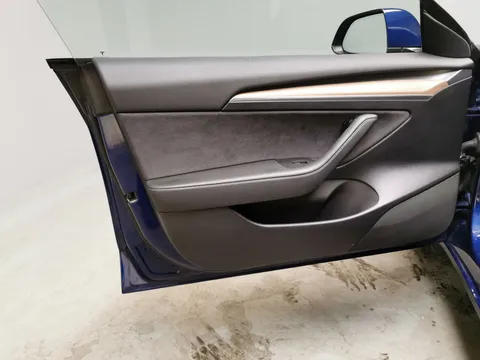 Thumbnail image for the Tesla Model 3 (Dual Motor) Long Range   4WDE