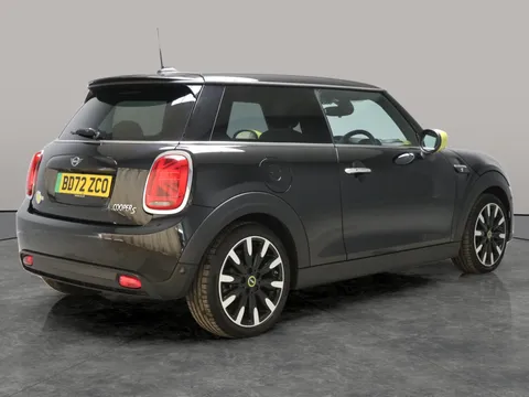 Thumbnail image for the Mini Electric Hatch Cooper SE 32.6kWh Level 3