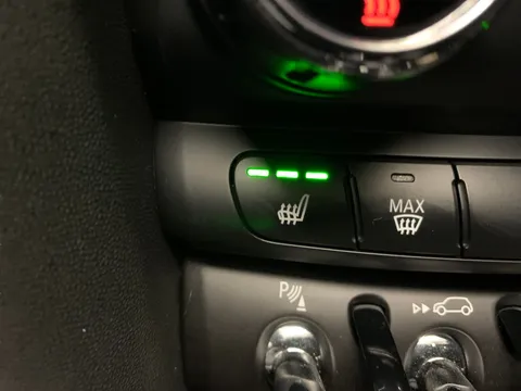 Thumbnail image for the Mini Electric Hatch Cooper SE 32.6kWh Level 3