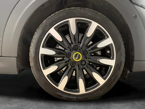 Thumbnail image for the Mini Electric Hatch Cooper SE 32.6kWh Level 3