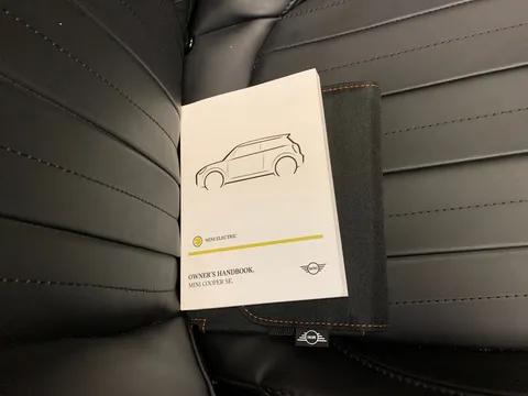 Thumbnail image for the Mini Electric Hatch Cooper SE 32.6kWh Level 3