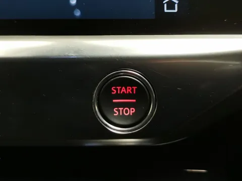 Thumbnail image for the Jaguar I-Pace 400 90kWh SE   4WD