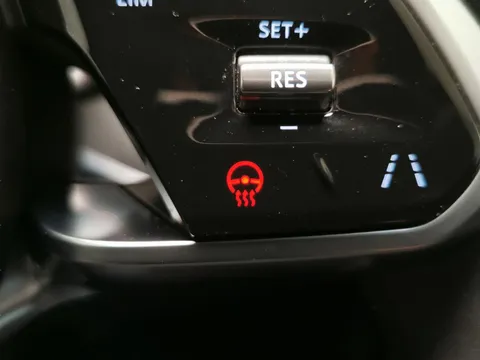 Thumbnail image for the Jaguar I-Pace 400 90kWh SE   4WD