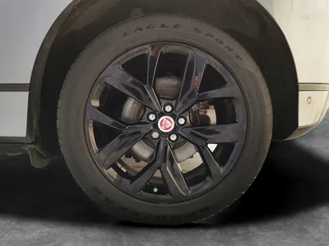 Thumbnail image for the Jaguar I-Pace 400 90kWh SE   4WD