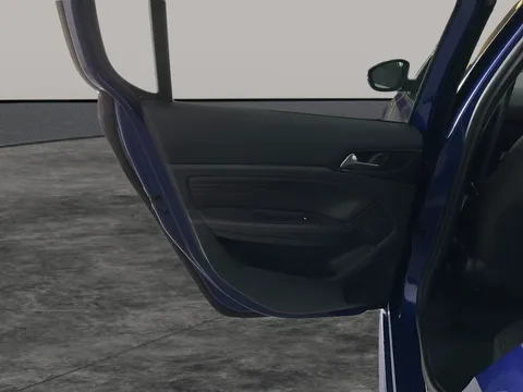 Thumbnail image for the Peugeot 308 1.6 BlueHDi GT Line