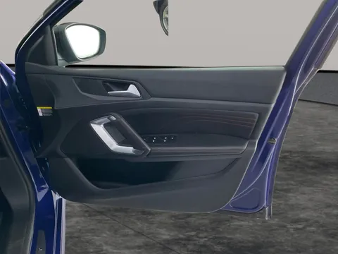 Thumbnail image for the Peugeot 308 1.6 BlueHDi GT Line