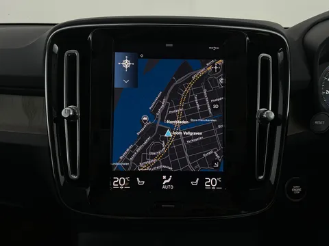 Thumbnail image for the Volvo XC40 1.5h T5 Twin Engine Recharge 10.7kWh Inscription Pro   Plug-in
