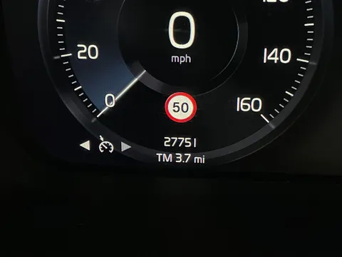 Thumbnail image for the Volvo XC40 1.5h T5 Twin Engine Recharge 10.7kWh Inscription Pro   Plug-in