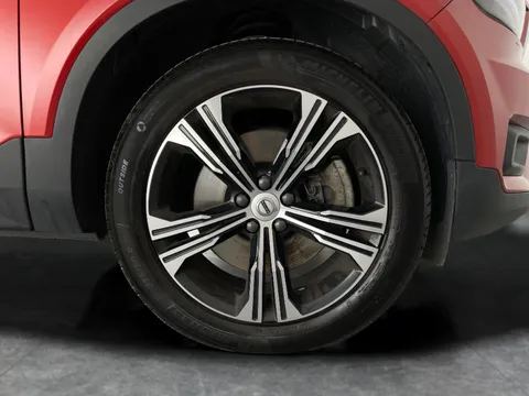 Thumbnail image for the Volvo XC40 1.5h T5 Twin Engine Recharge 10.7kWh Inscription Pro   Plug-in