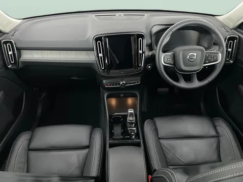 Thumbnail image for the Volvo XC40 1.5h T5 Twin Engine Recharge 10.7kWh Inscription Pro   Plug-in