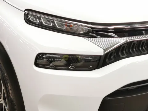 Thumbnail image for the Citroën C3 Aircross 1.2 PureTech Shine