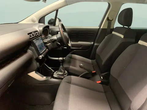 Thumbnail image for the Citroën C3 Aircross 1.2 PureTech Shine