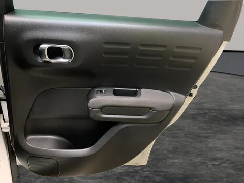 Thumbnail image for the Citroën C3 Aircross 1.2 PureTech Shine