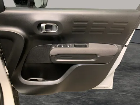 Thumbnail image for the Citroën C3 Aircross 1.2 PureTech Shine