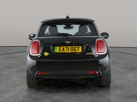 Thumbnail image for the Mini Electric Hatch Cooper SE 32.6kWh Level 2