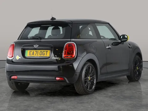Thumbnail image for the Mini Electric Hatch Cooper SE 32.6kWh Level 2
