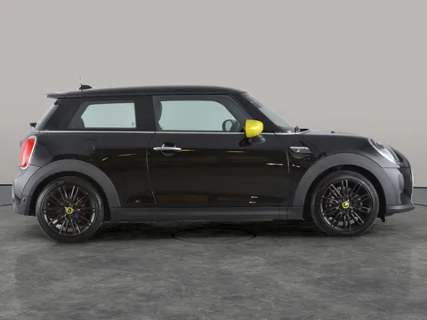 Thumbnail image for the Mini Electric Hatch Cooper SE 32.6kWh Level 2