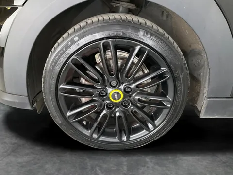 Thumbnail image for the Mini Electric Hatch Cooper SE 32.6kWh Level 2