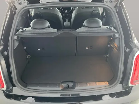 Thumbnail image for the Mini Electric Hatch Cooper SE 32.6kWh Level 2