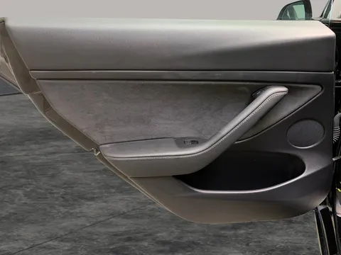 Thumbnail image for the Tesla Model 3 (Dual Motor) Long Range   4WDE