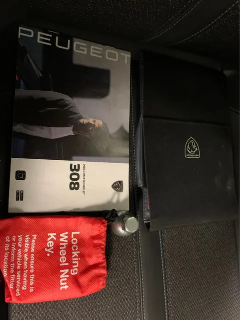 Thumbnail image for the Peugeot 308 Sw 1.5 BlueHDi Active Premium   EAT