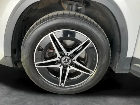 Thumbnail image for the Mercedes-Benz Eqa EQA 350 66.5kWh AMG Line   4MATIC