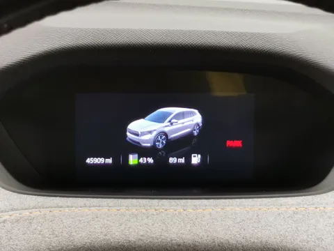 Thumbnail image for the Škoda Enyaq 62kWh 60   (DC120kW)