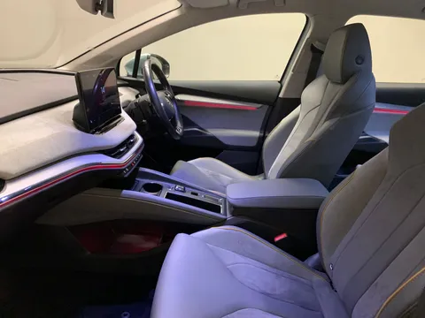 Thumbnail image for the Škoda Enyaq 62kWh 60   (DC120kW)