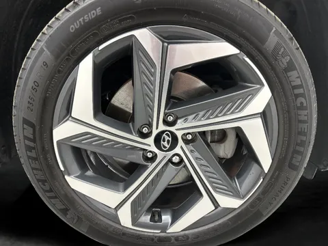 Thumbnail image for the Hyundai Tucson 1.6 h T-GDi Ultimate