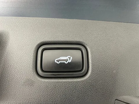 Thumbnail image for the Hyundai Tucson 1.6 h T-GDi Ultimate