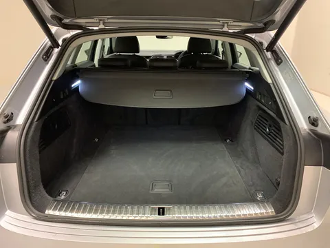 Thumbnail image for the Audi E-Tron 55 Technik   quattro 95kWh (11kW Charger)