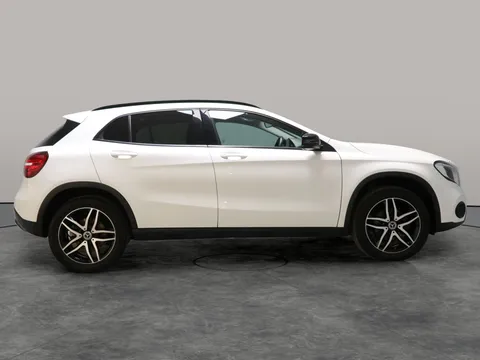 Thumbnail image for the Mercedes-Benz Gla 1.6 GLA180 Urban Edition