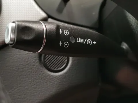 Thumbnail image for the Mercedes-Benz Gla 1.6 GLA180 Urban Edition