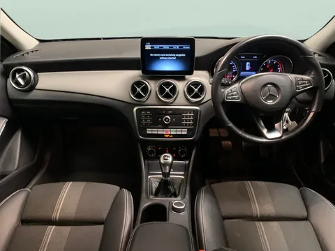Thumbnail image for the Mercedes-Benz Gla 1.6 GLA180 Urban Edition