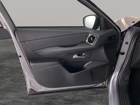 Thumbnail image for the Ds Automobiles Ds 3 Crossback E-TENSE 50kWh Ultra Prestige Crossback