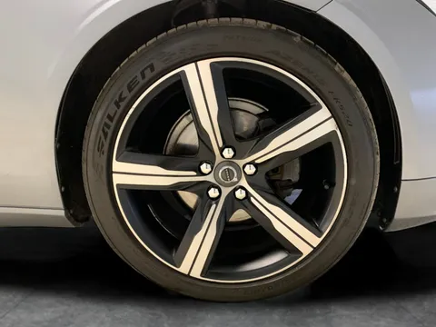 Thumbnail image for the Volvo S90 2.0 D4 R-Design Pro