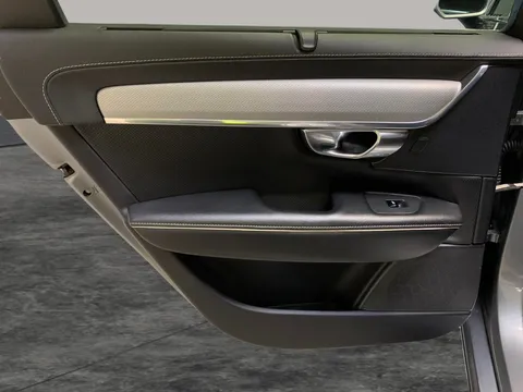 Thumbnail image for the Volvo S90 2.0 D4 R-Design Pro