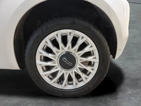 Thumbnail image for the Fiat 500 1.2 Lounge