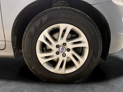 Thumbnail image for the Volvo XC60 2.0 D4 SE Nav
