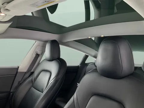 Thumbnail image for the Tesla Model 3 Standard Range Plus   RWD
