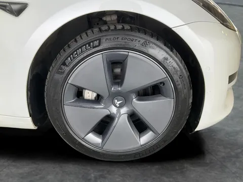 Thumbnail image for the Tesla Model 3 Standard Range Plus   RWD
