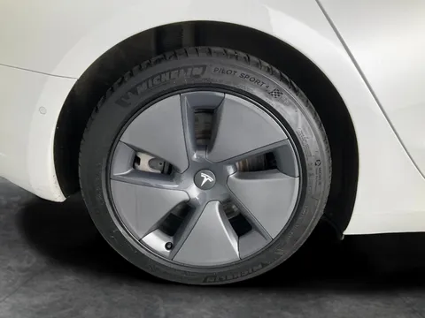 Thumbnail image for the Tesla Model 3 Standard Range Plus   RWD