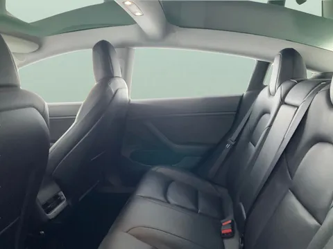 Thumbnail image for the Tesla Model 3 Standard Range Plus   RWD