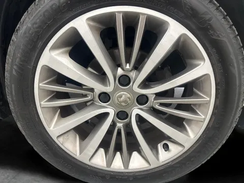 Thumbnail image for the Vauxhall Crossland X 1.2 Griffin